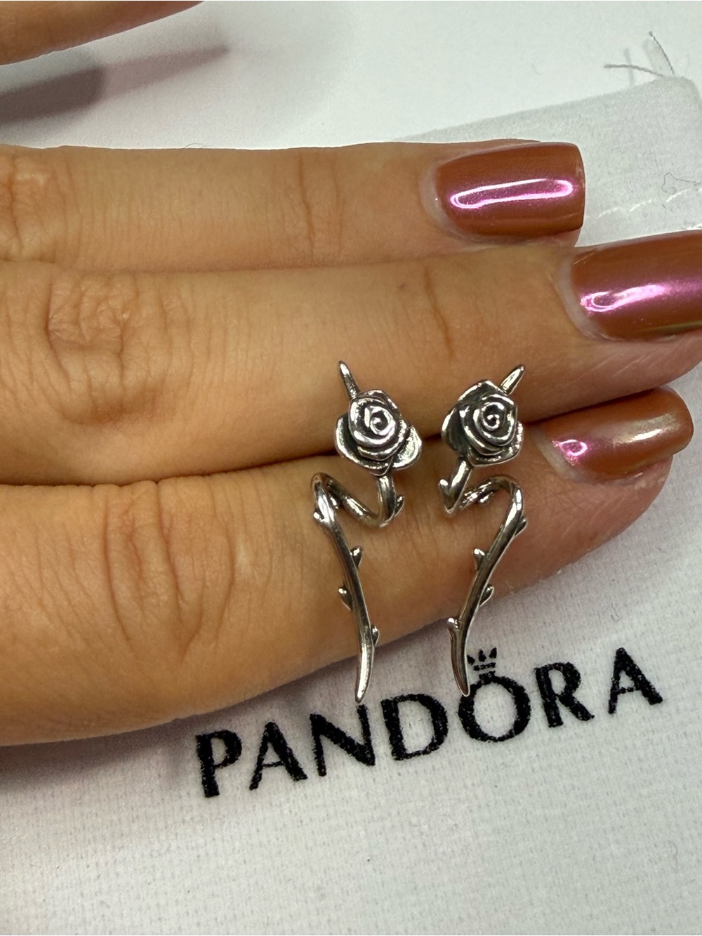 Pandora Rose in Bloom Curved Stud Earrings WITHOUT BAG!